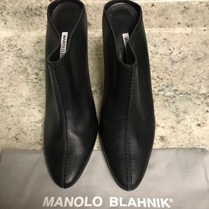 Manolo Blahnik Bicvitmod Bulgaro